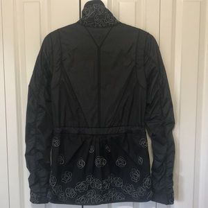 - RARE SZ 4 Lululemon Jacket- Like New